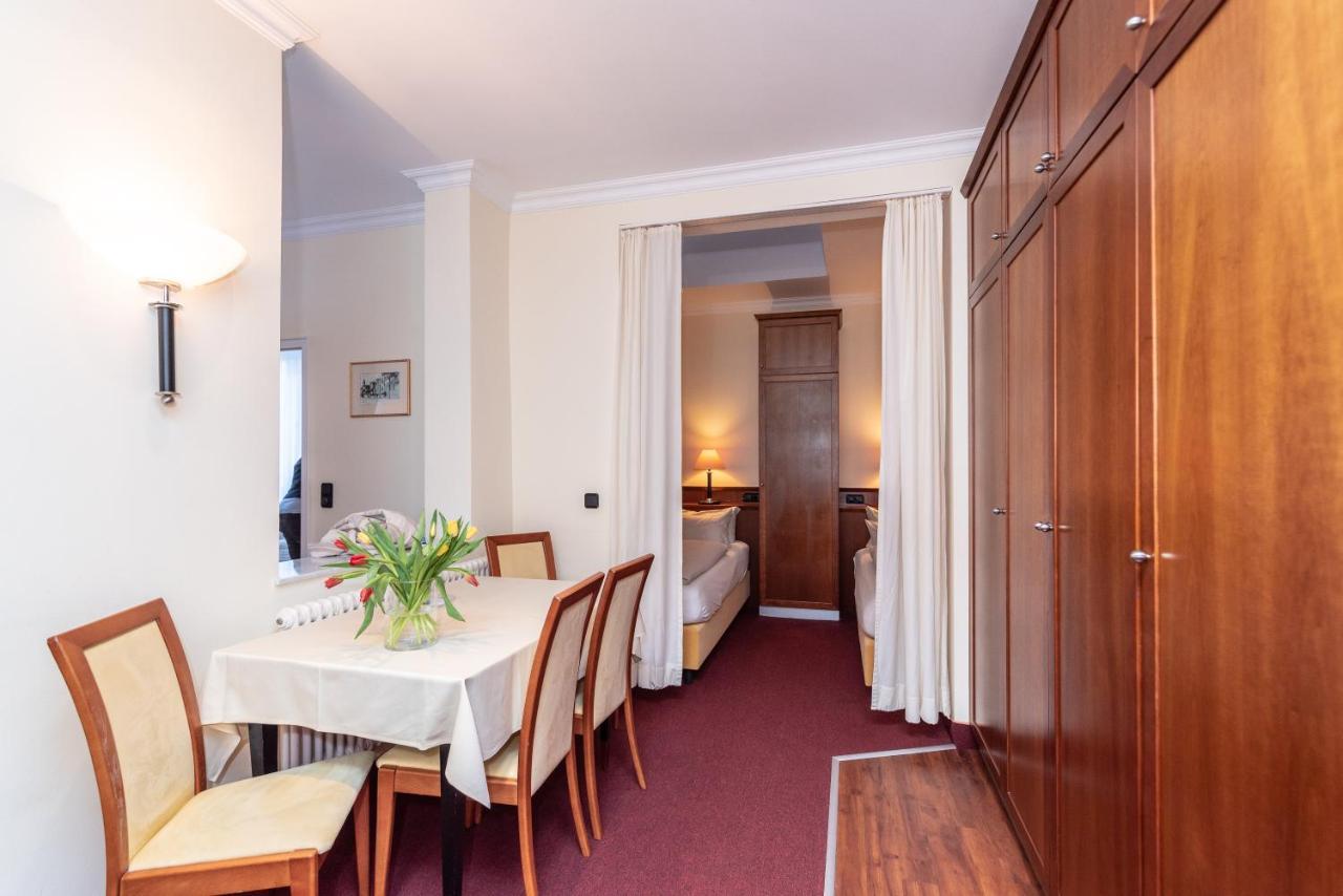 צינוביץ Aparthotel Seeschloesschen מראה חיצוני תמונה